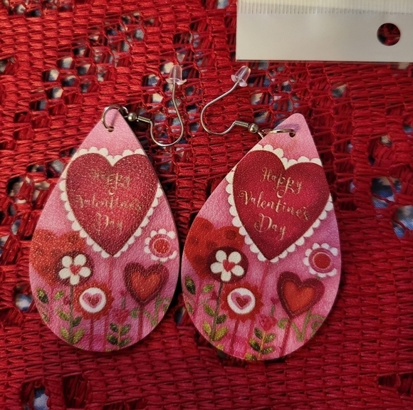 NEW Valentines Earrings 3 pair - Picture 4 of 5